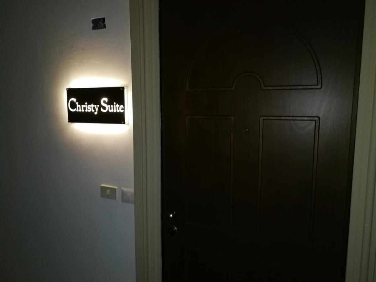 Christy Suite Elegante Appartamento Nel Centro Storico Di Anzio Zewnętrze zdjęcie