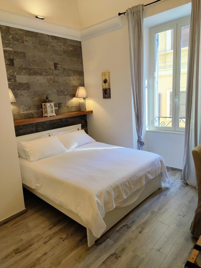 Christy Suite Elegante Appartamento Nel Centro Storico Di Anzio Zewnętrze zdjęcie