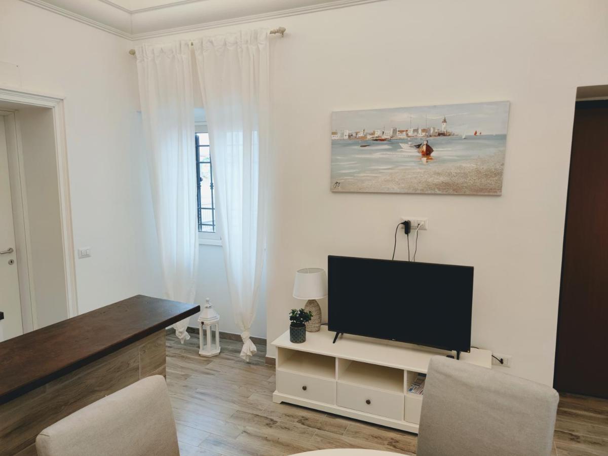 Christy Suite Elegante Appartamento Nel Centro Storico Di Anzio Zewnętrze zdjęcie