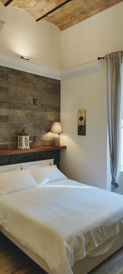 Christy Suite Elegante Appartamento Nel Centro Storico Di Anzio Zewnętrze zdjęcie