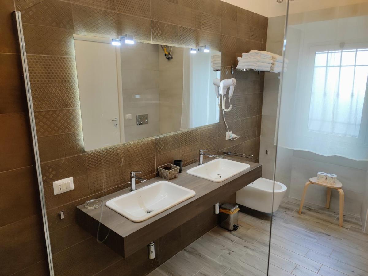 Christy Suite Elegante Appartamento Nel Centro Storico Di Anzio Zewnętrze zdjęcie